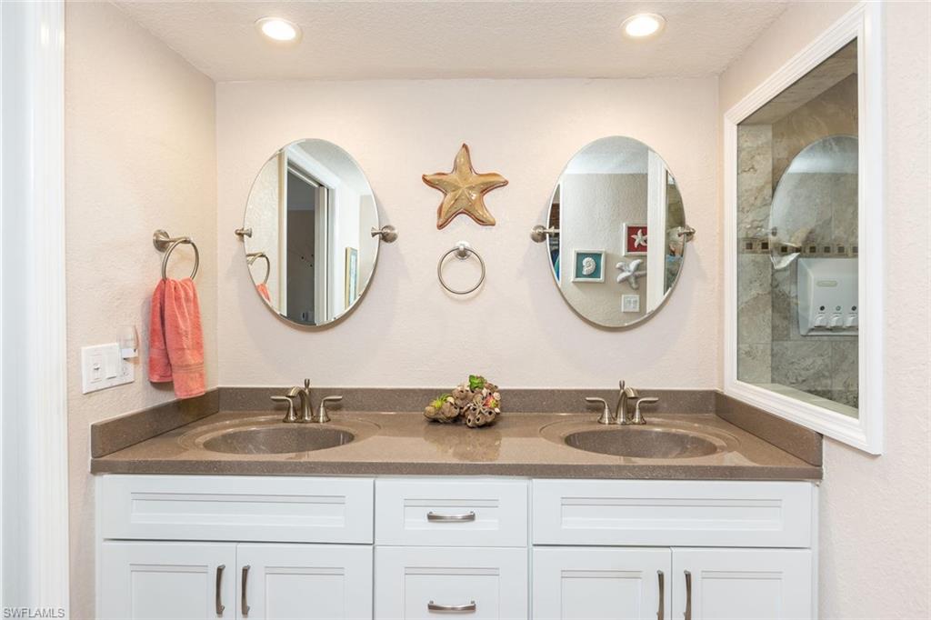 SUNNYBROOK HARBOUR CONDO - Residential