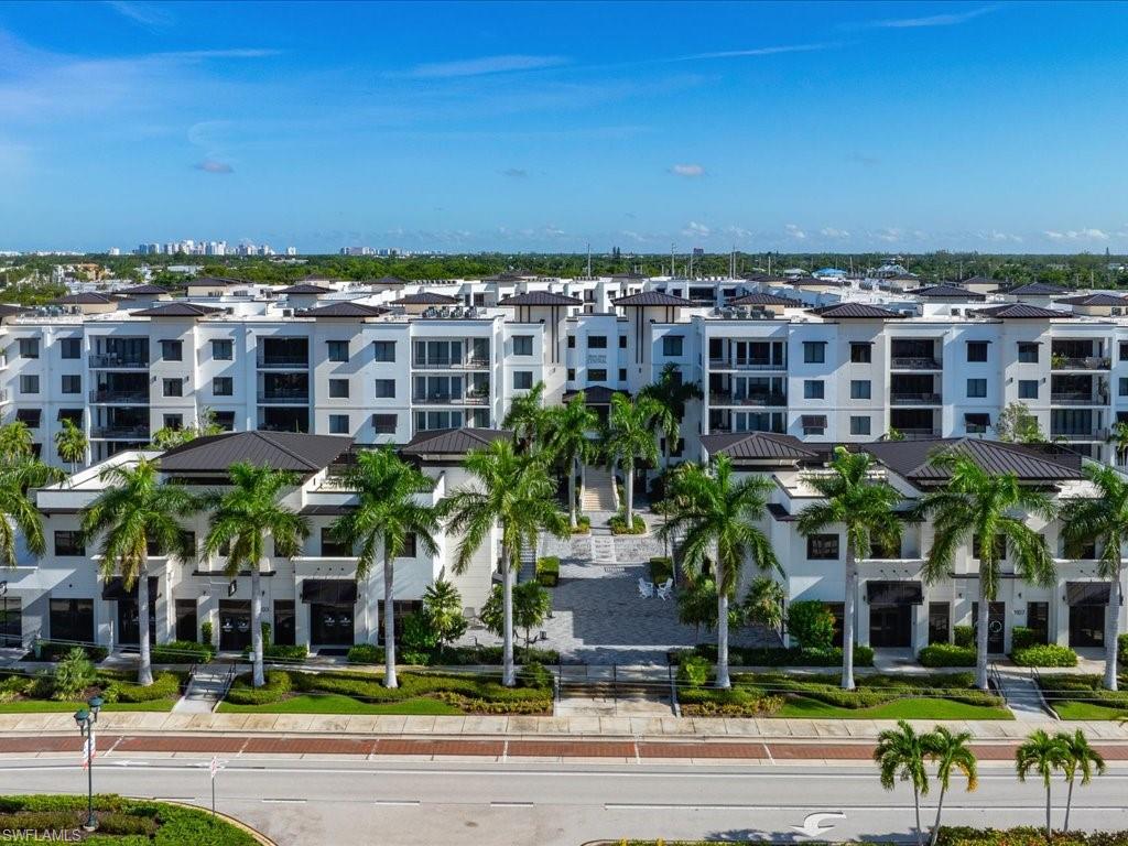 ELEVEN ELEVEN CENTRAL - Residential