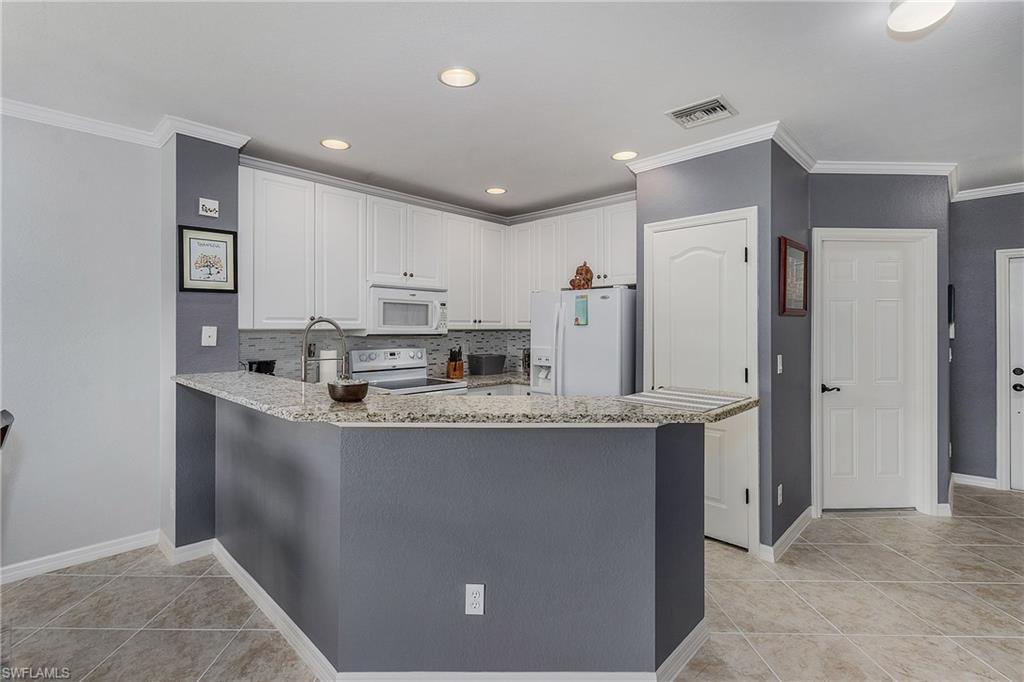 OLYMPIA POINTE - Residential