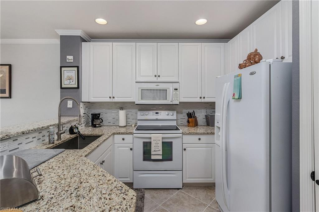 OLYMPIA POINTE - Residential