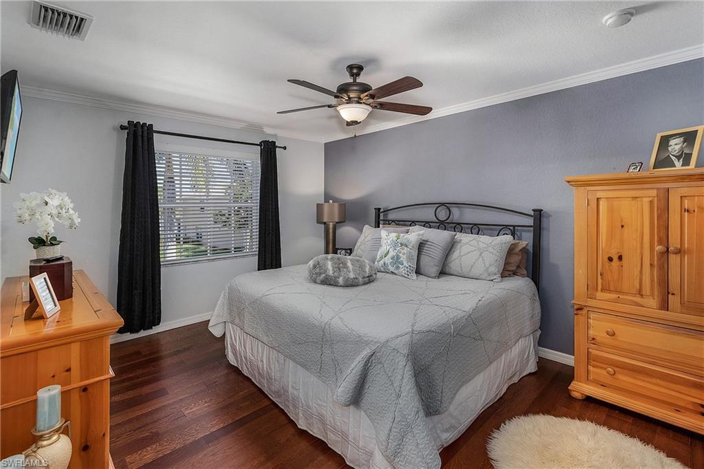 OLYMPIA POINTE - Residential