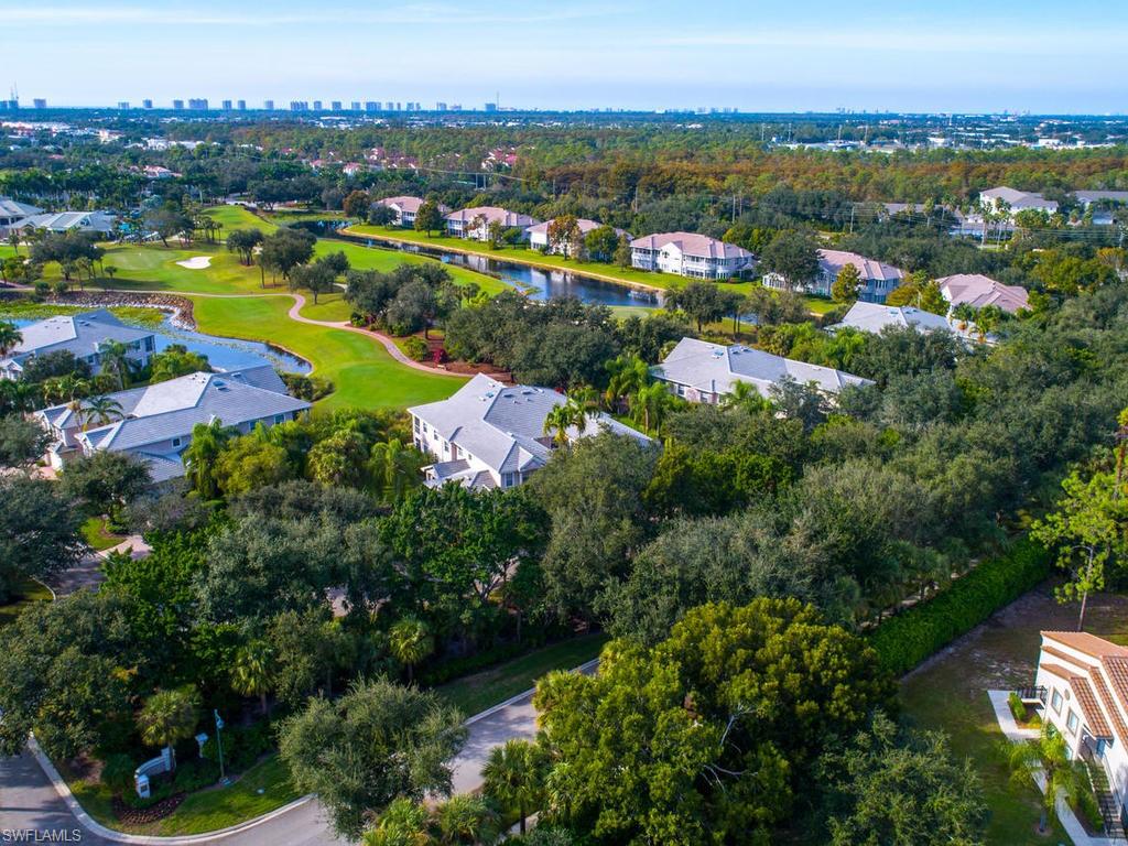 LANCASTER SQUARE - Residential