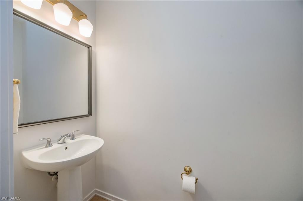 HAMILTON PLACE - Residential