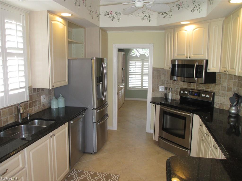 VILLAGE WALK - Residential