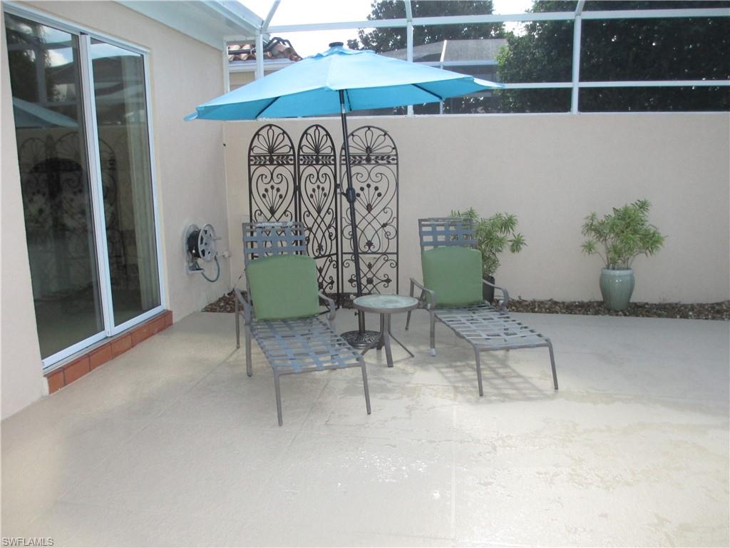 VILLAGE WALK - Residential