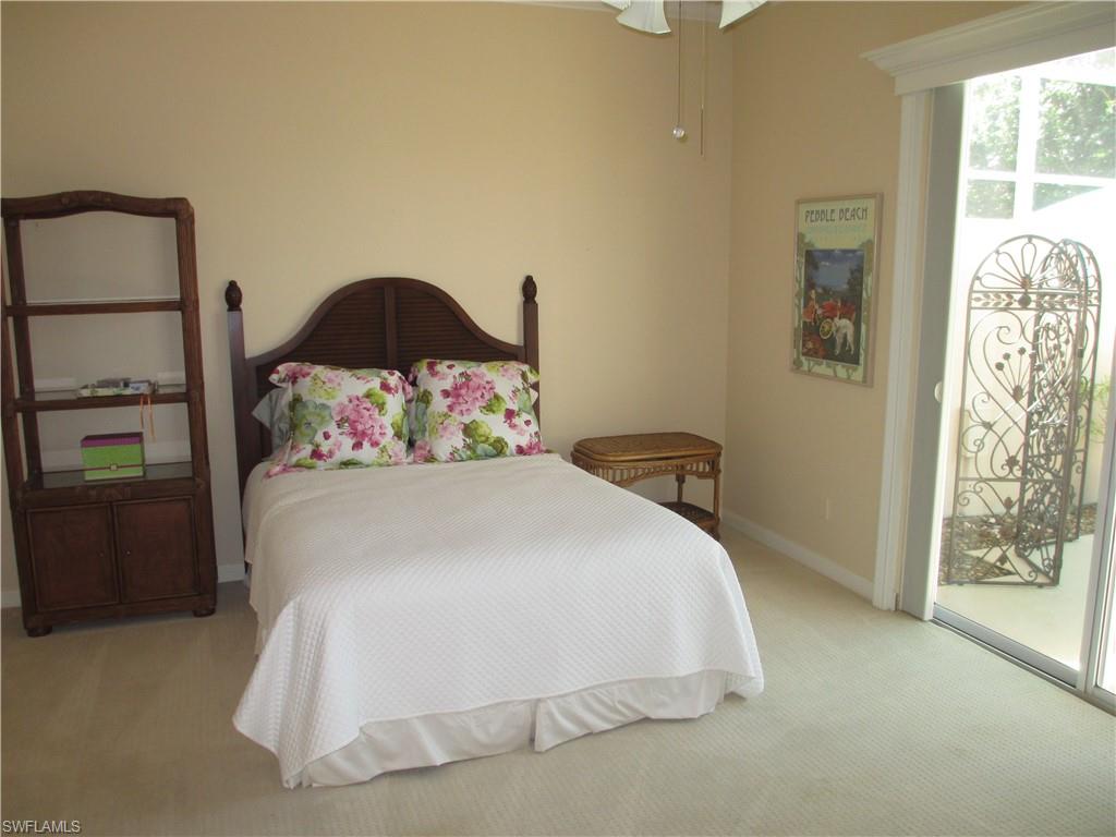 VILLAGE WALK - Residential