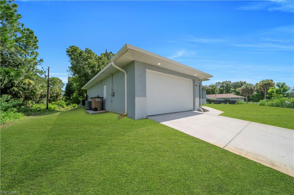 LEHIGH ACRES - Residential