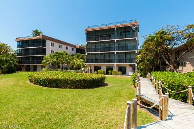 SHOREWOOD OF SANIBEL CONDO - Residential