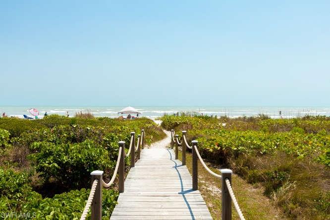 SHOREWOOD OF SANIBEL CONDO - Residential