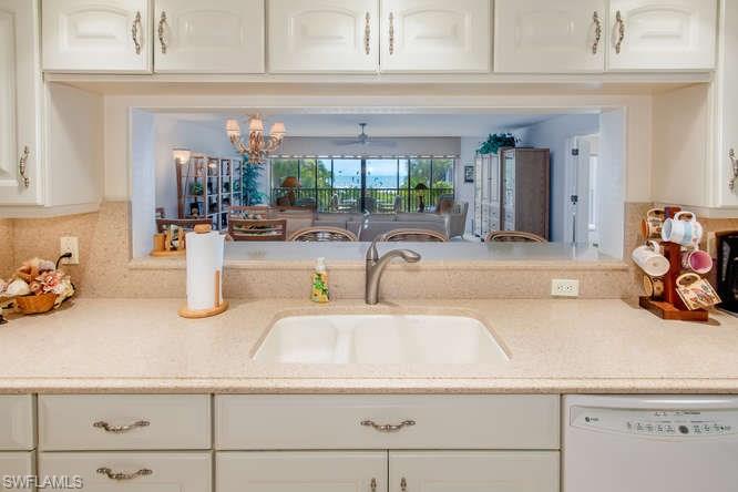 SHOREWOOD OF SANIBEL CONDO - Residential