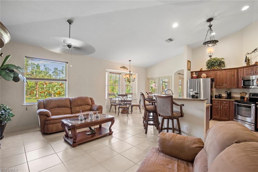 GOLDEN GATE ESTATES - Residential