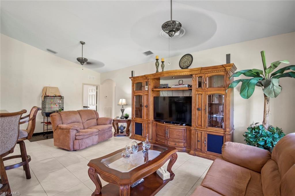 GOLDEN GATE ESTATES - Residential
