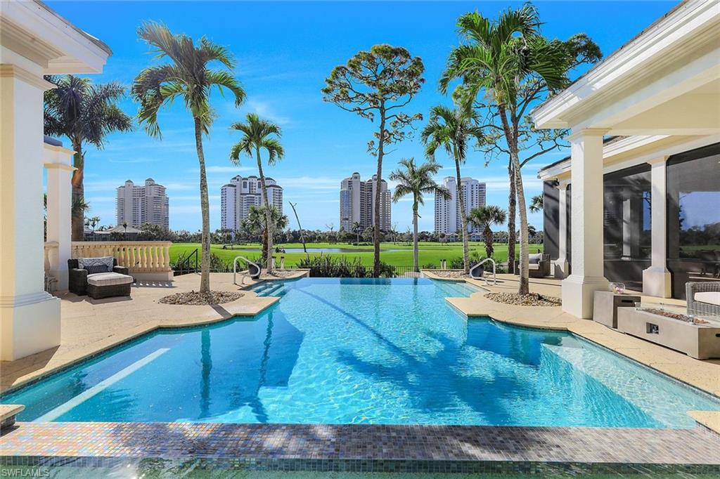 BAY WOODS - Residential