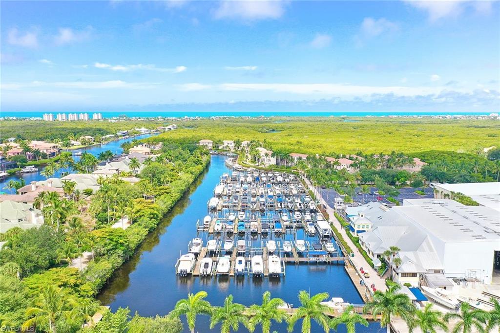 BAY WOODS - Residential