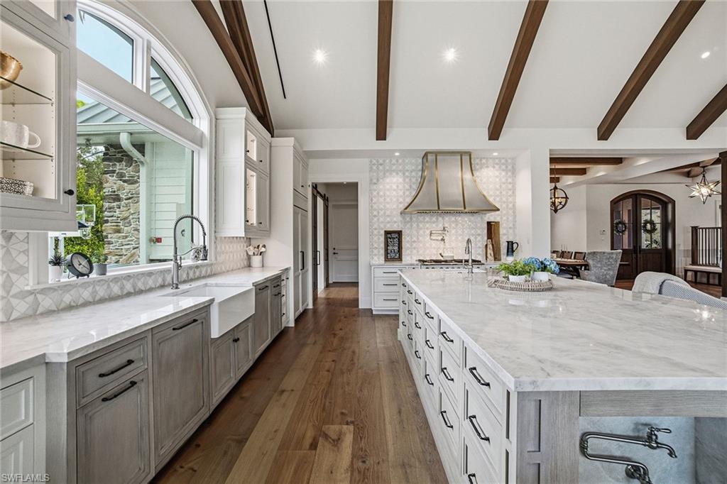 COCOHATCHEE ESTATES - Residential