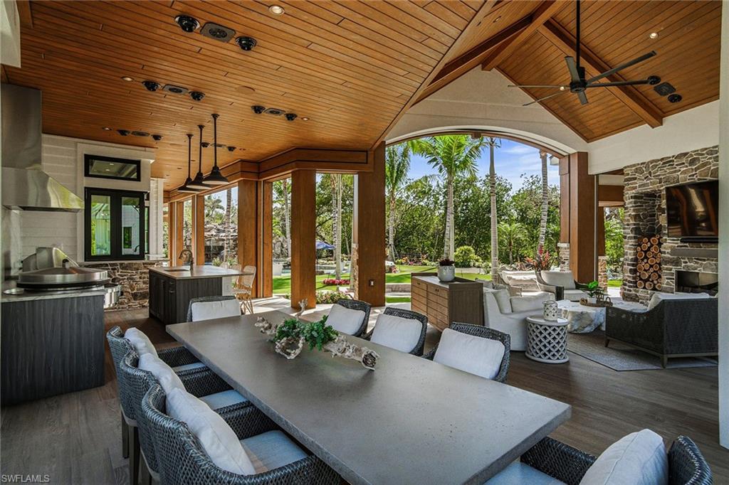 COCOHATCHEE ESTATES - Residential