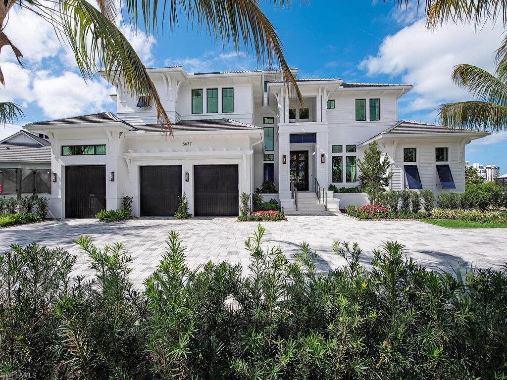 PARK SHORE - Residential