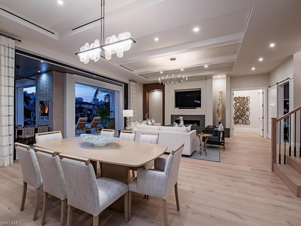 PARK SHORE - Residential