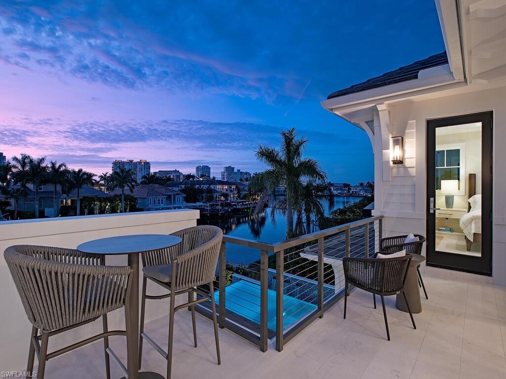PARK SHORE - Residential