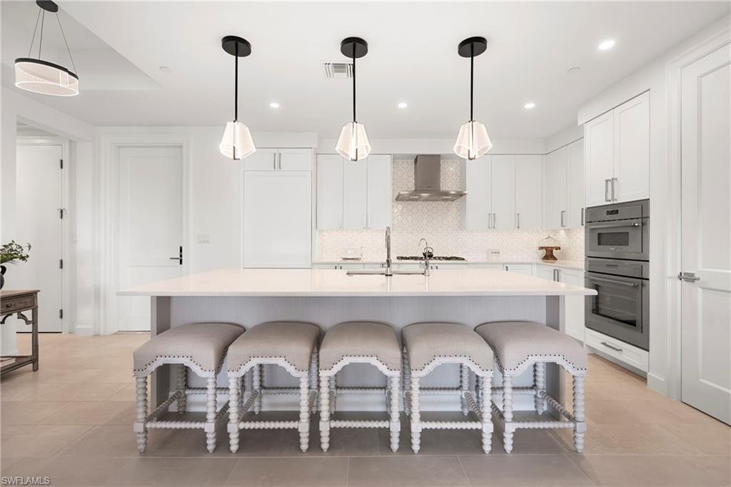 ELEVEN ELEVEN CENTRAL - Residential