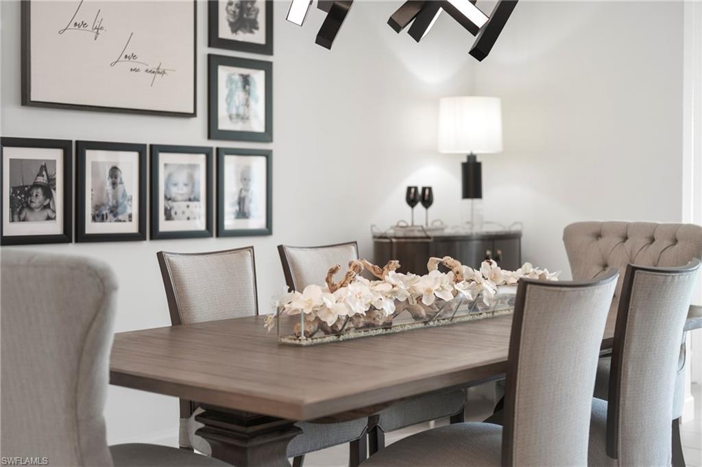 ELEVEN ELEVEN CENTRAL - Residential
