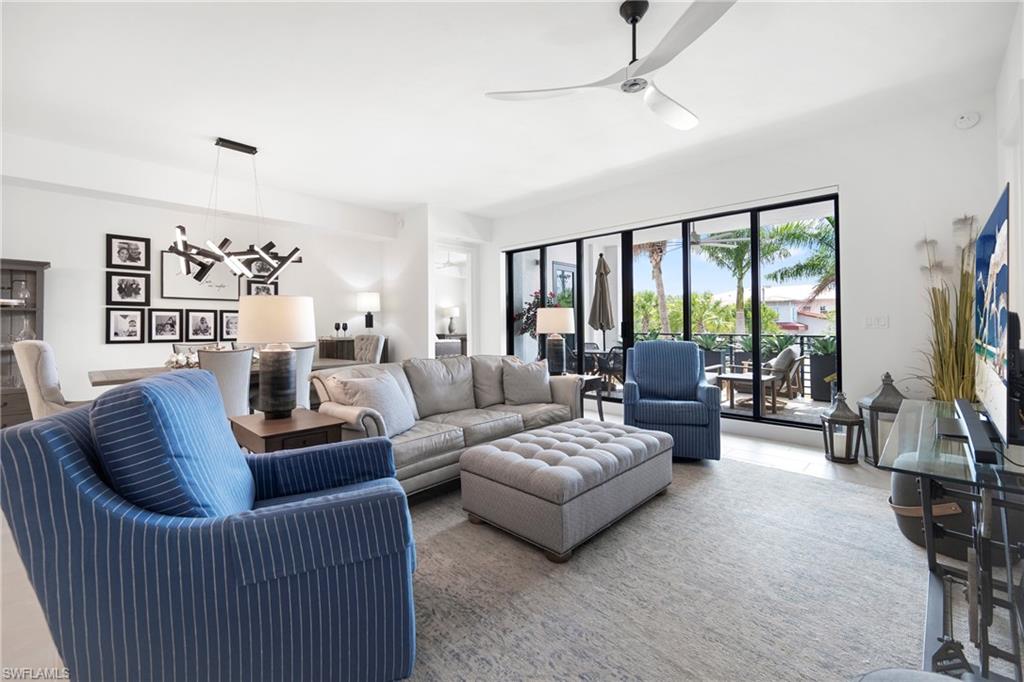 ELEVEN ELEVEN CENTRAL - Residential
