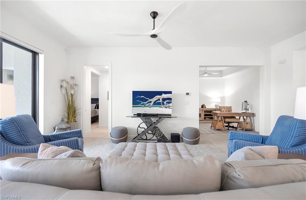 ELEVEN ELEVEN CENTRAL - Residential