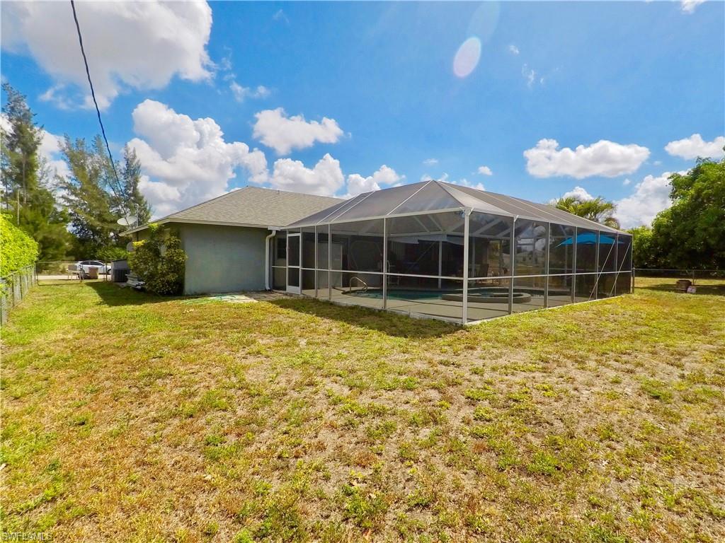 CAPE CORAL - Residential