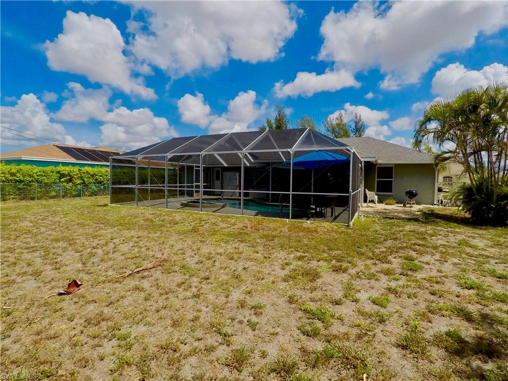 CAPE CORAL - Residential