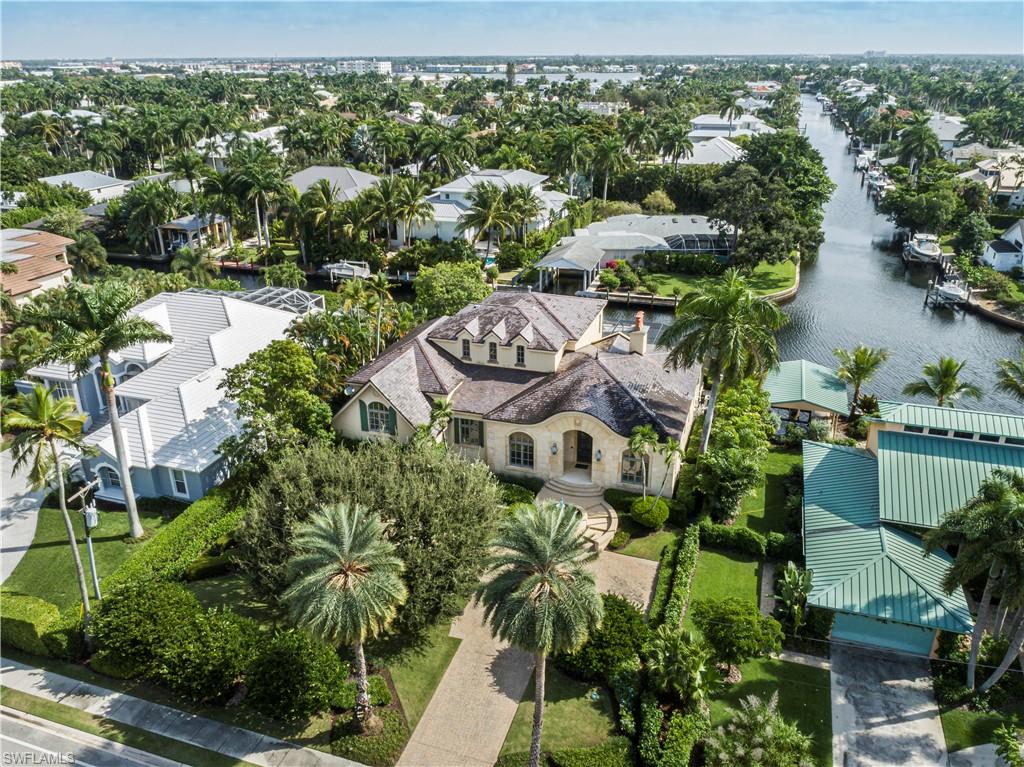 AQUALANE SHORES - Residential