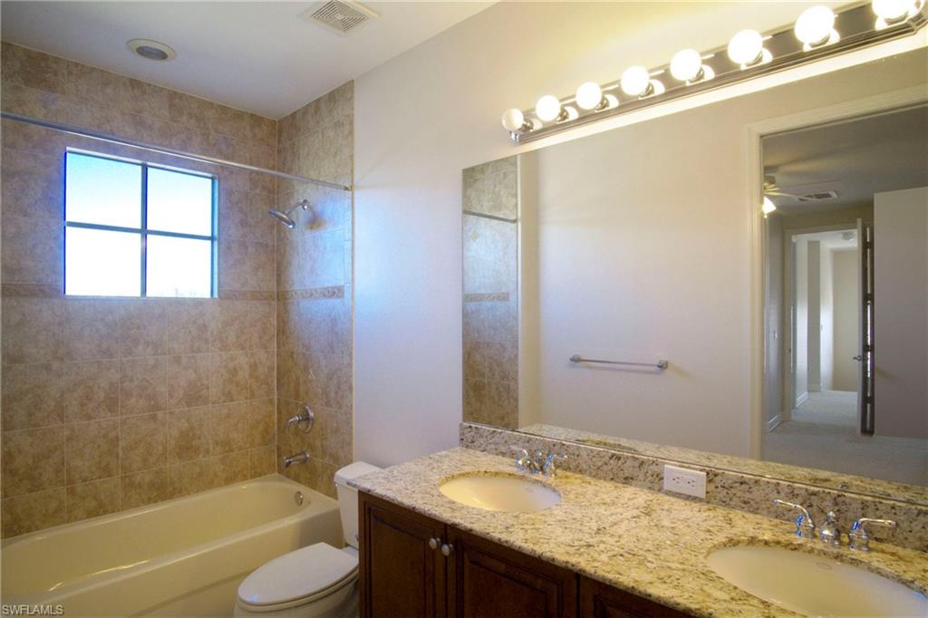 BOTANICA LAKES - Residential