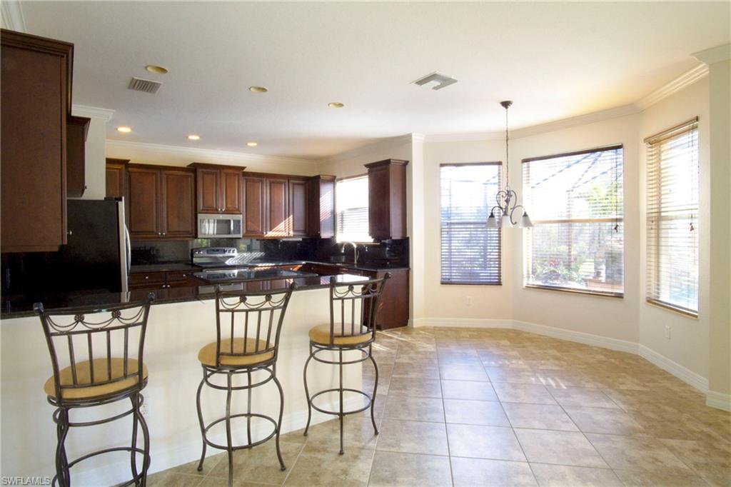 BOTANICA LAKES - Residential
