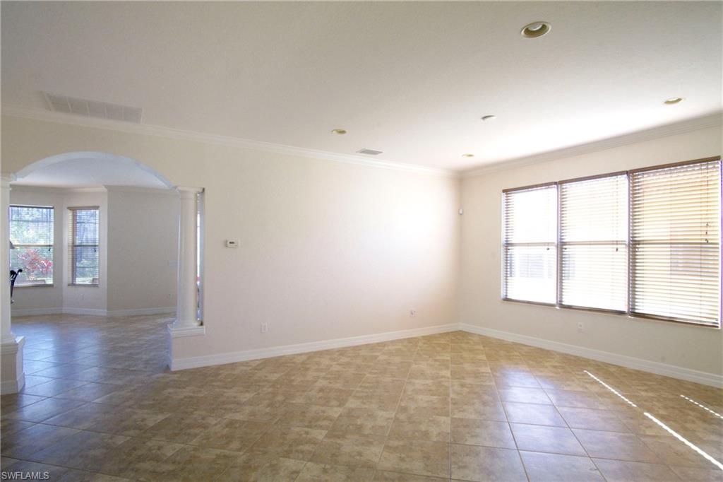 BOTANICA LAKES - Residential