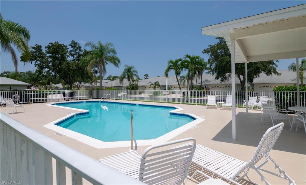 SHADOWOOD VILLAS - Residential