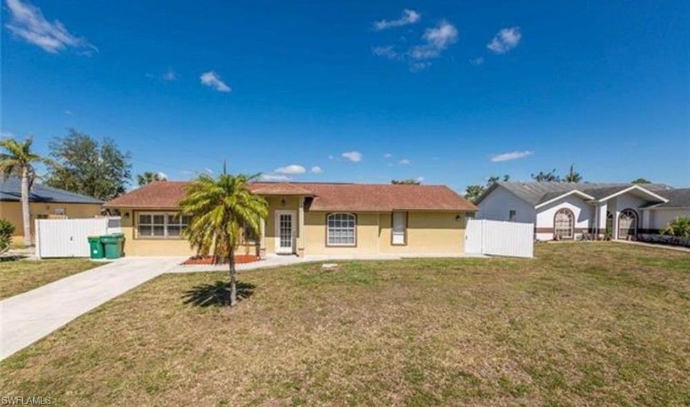 Beautifully updated 3-bedroom, 2-bath home featuring tile flooring throughout. The modern kitchen and bathrooms have been tastefully remodeled with granite countertops, contemporary cabinetry, and stainless steel appliances.
The fully fenced backyard offers privacy and plenty of space to build your dream pool, create an outdoor entertaining area, or simply relax and enjoy the Florida sunshine.
Conveniently located near shopping centers, restaurants, hospitals, pharmacies, and other everyday amenities, this home offers the perfect combination of comfort, style, and convenience.