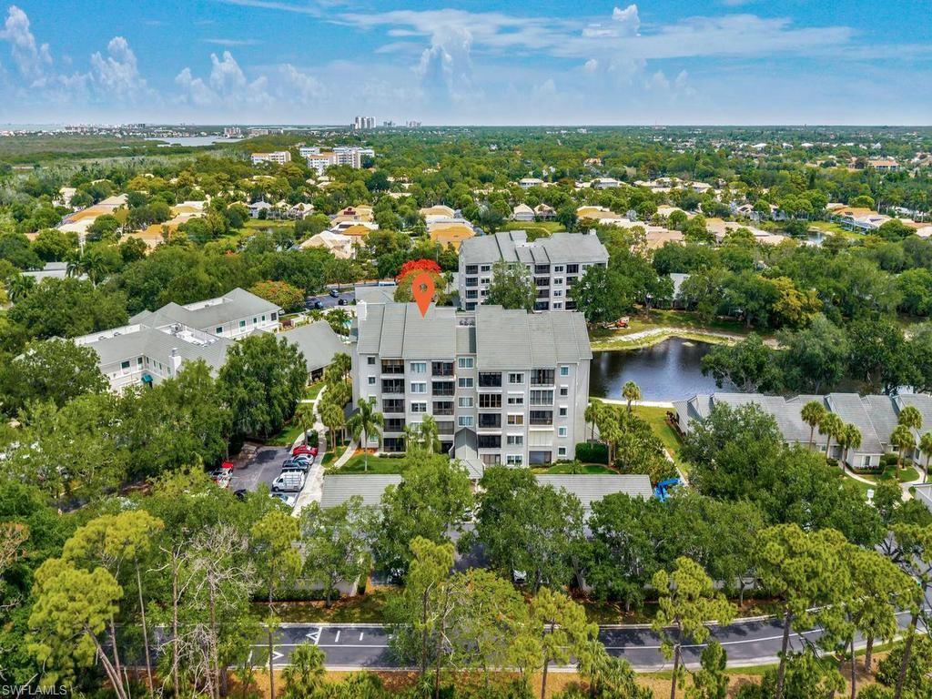ARBOR TRACE - Residential