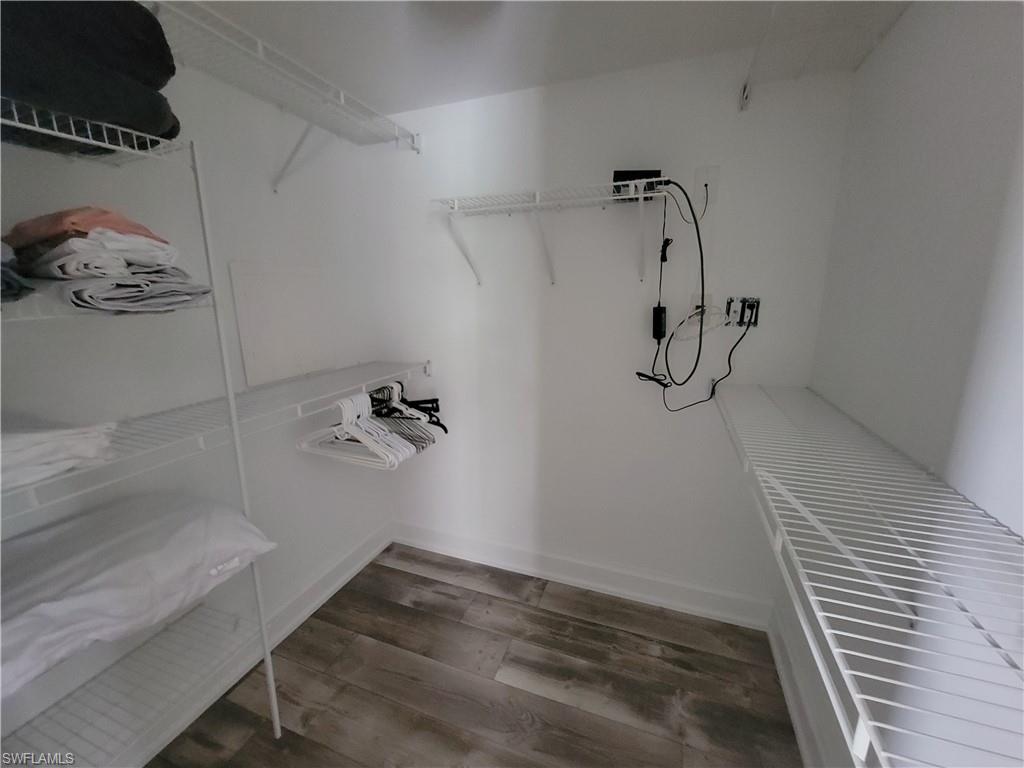 PIPERS GROVE - Residential Lease