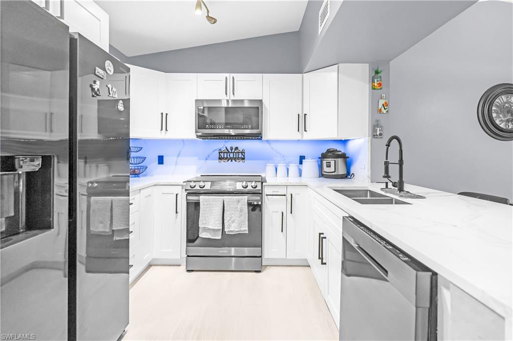 KEY ROYAL CONDOMINIUMS - Residential Lease