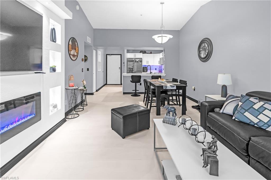 KEY ROYAL CONDOMINIUMS - Residential Lease