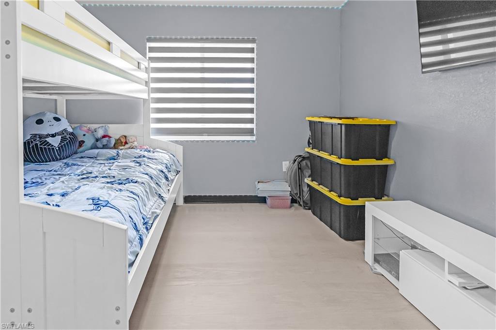 KEY ROYAL CONDOMINIUMS - Residential Lease