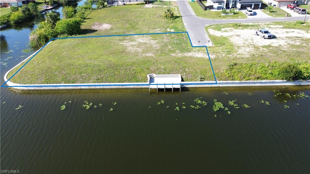 CAPE CORAL - Land
