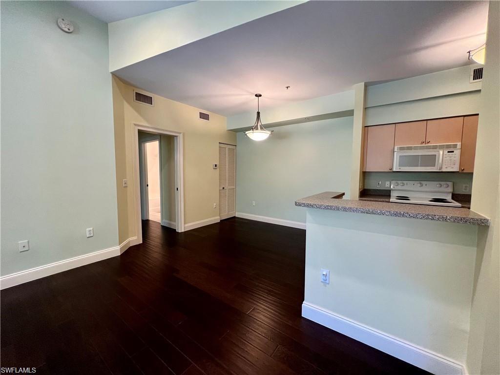 RESERVE AT NAPLES - Residential Lease