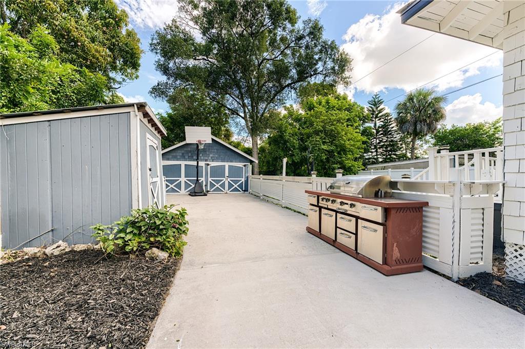 BONITA FARMS - Residential