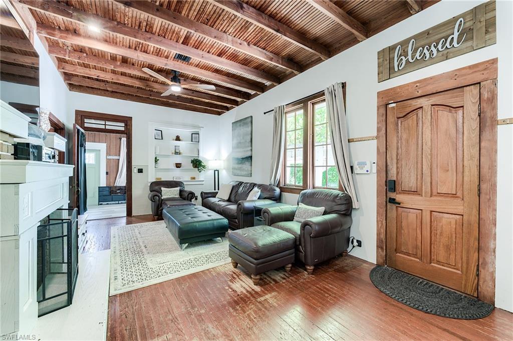 BONITA FARMS - Residential