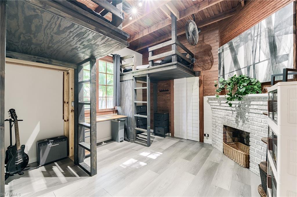 BONITA FARMS - Residential