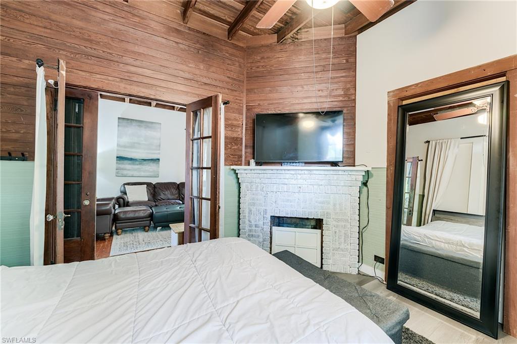 BONITA FARMS - Residential