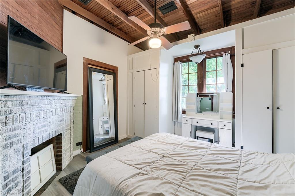 BONITA FARMS - Residential