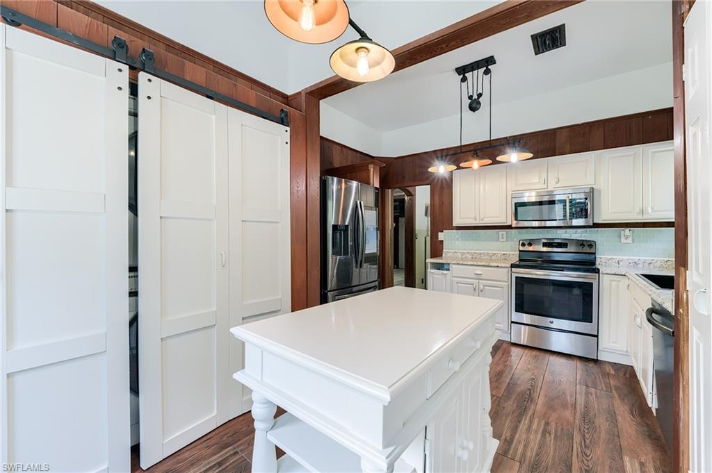 BONITA FARMS - Residential