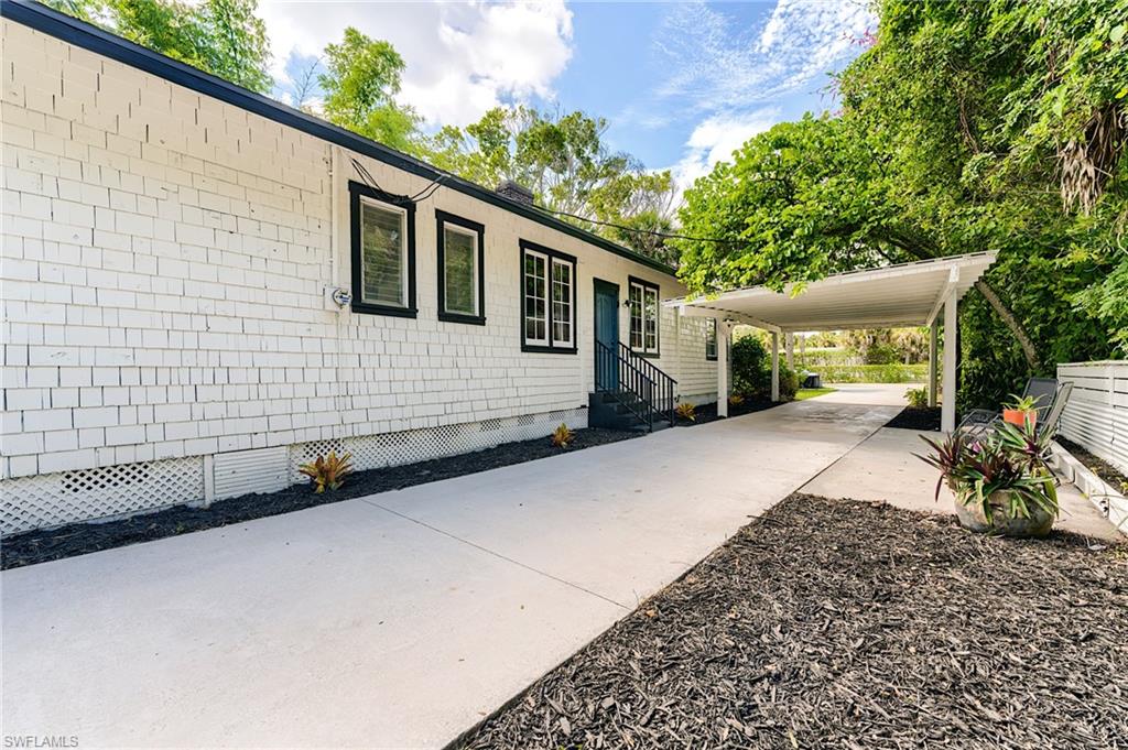 BONITA FARMS - Residential