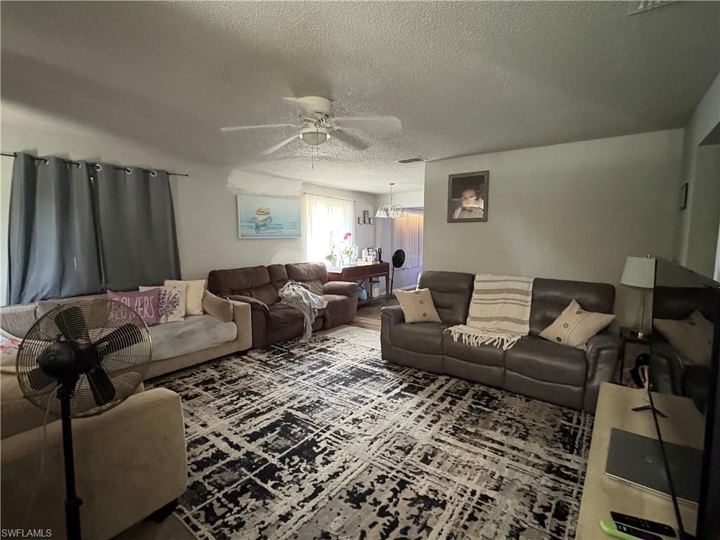 PALMLEE PARK - Residential